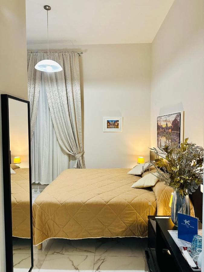 Kambal Maison * Rom